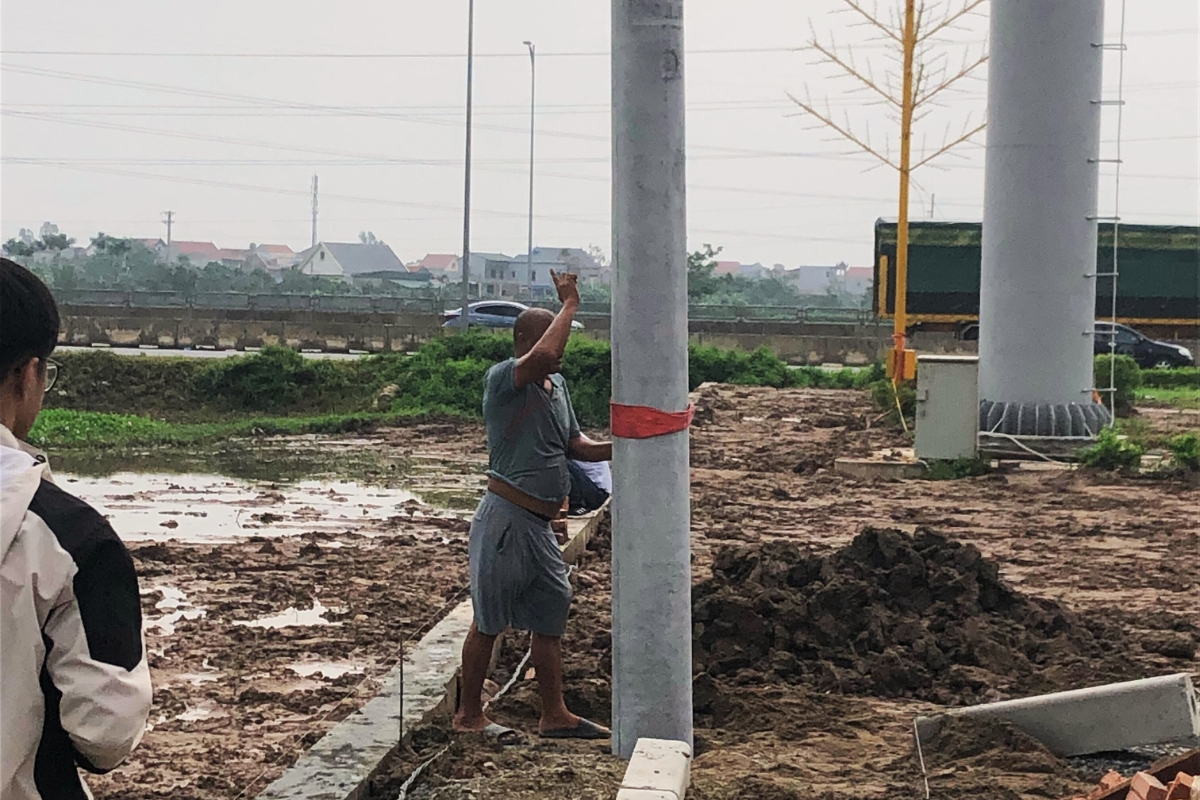 Hệ Thống Chiếu Sáng Sân Bóng Cỏ Nhân Tạo - Tiêu Chuẩn & Lựa Chọn 2 He Thong Chieu Sang San Bong Co Nhan Tao Tieu Chuan Lua Chon 3 1