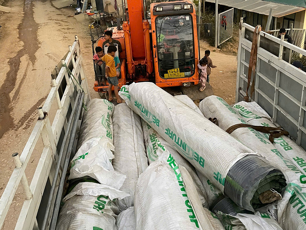 Sân bóng 7 người Sông Mã, Sơn La — Ảnh 1