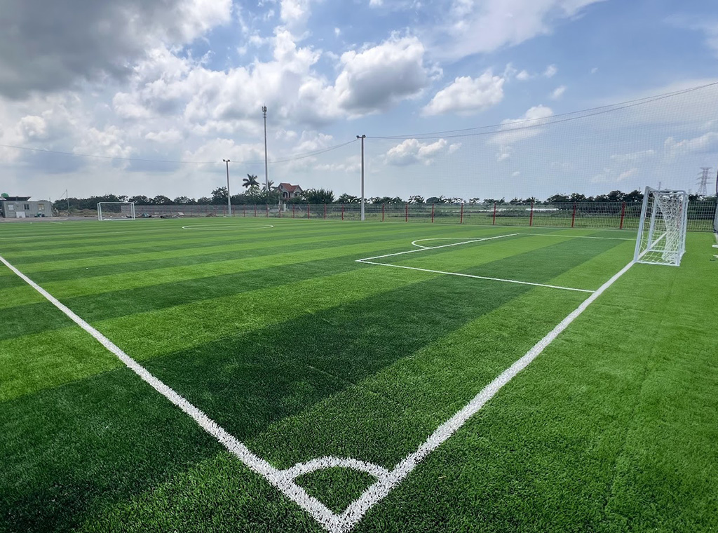 Sân bóng KCN Kim Động, Hưng Yên — Ảnh 3